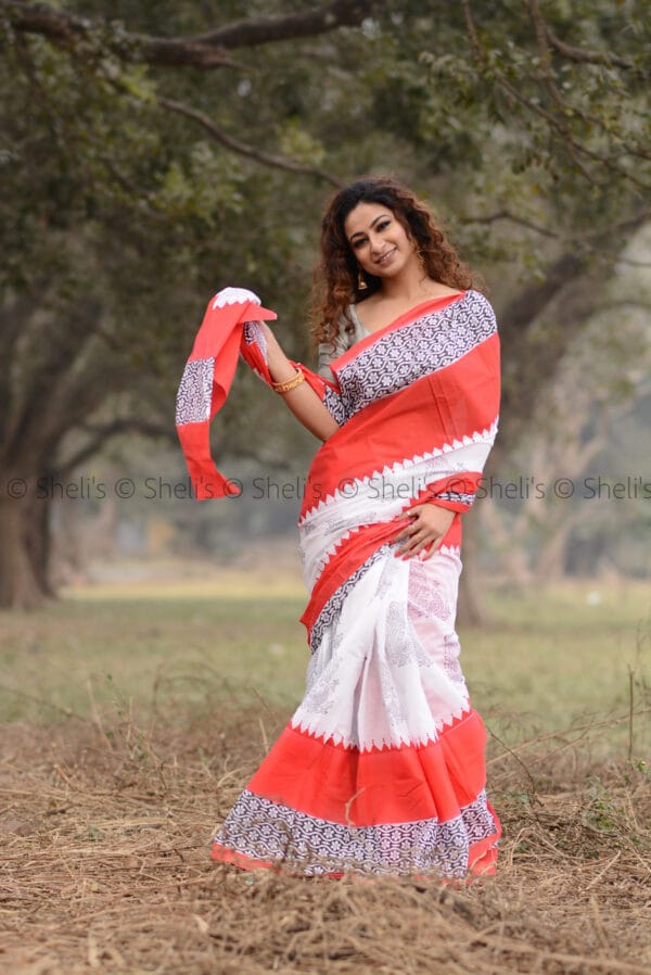 Hand Block Printed Cotton Mulmul Saree - Image 2