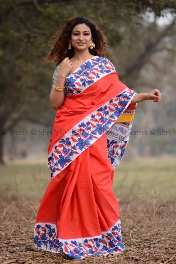 Shelis  Hand Block Printed Cotton Saree in Red with White and Blue Floral Motifs - Image 3