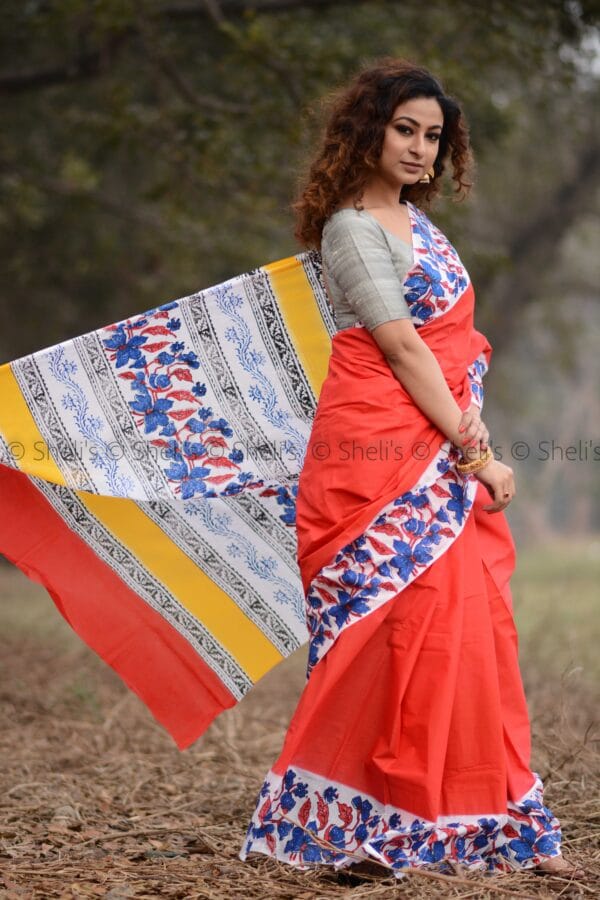 Shelis  Hand Block Printed Cotton Saree in Red with White and Blue Floral Motifs - Image 2