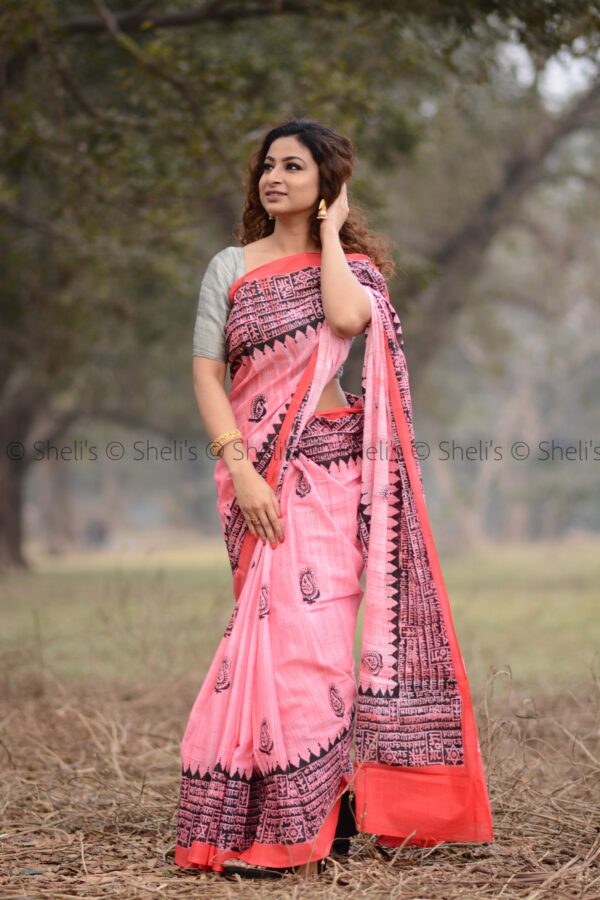 Shelis Hand Block Printed Cotton Saree in Pink with Black Border - Image 3