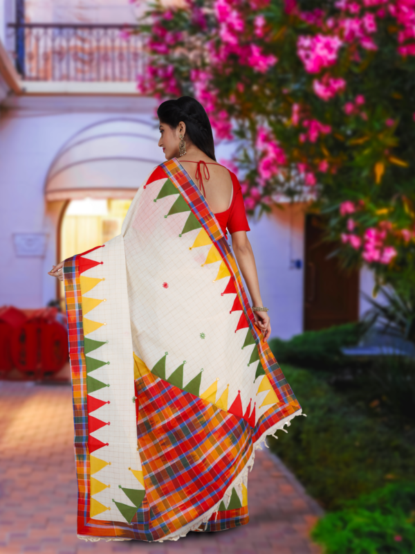 Boule applique saree