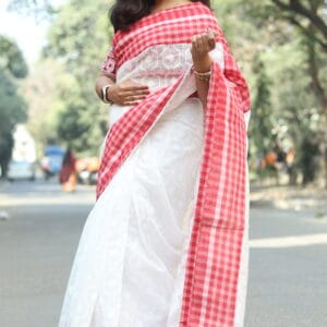 The Gamcha Border Jamdani Fusion Saree with Kori Work